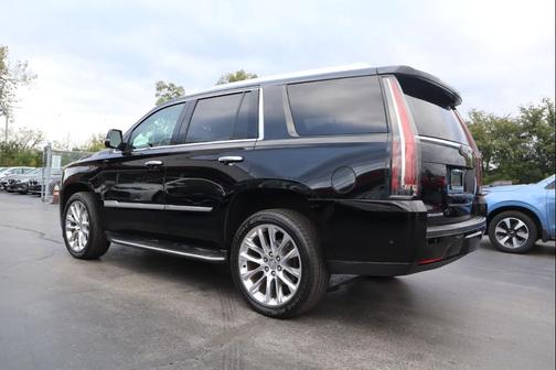 2018 Cadillac Escalade Luxury