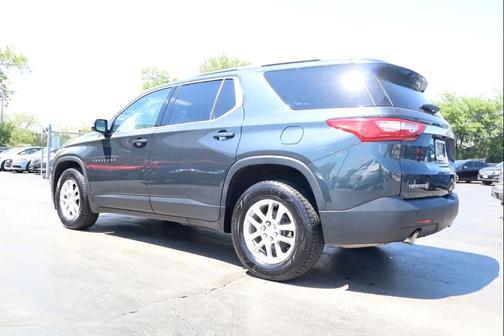 Gray 2019 Chevrolet Traverse LT Cloth