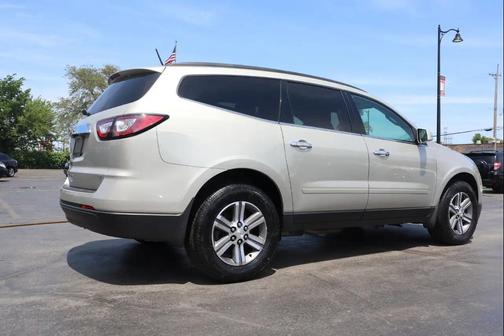Tan 2017 Chevrolet Traverse 1LT