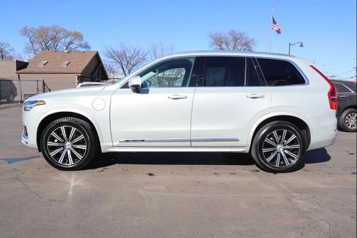 2021 Volvo XC90 Recharge Plug-In Hybrid T8 Inscription 7 Passenger