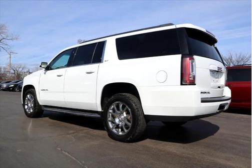 2017 GMC Yukon XL SLT