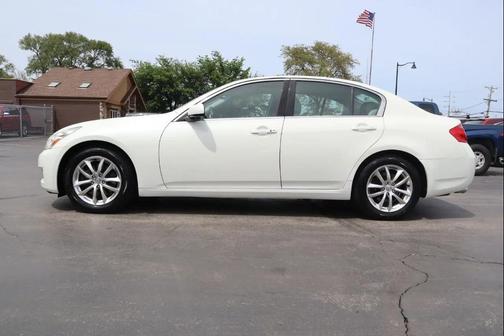Ivory Pearl 2008 INFINITI G35x Base