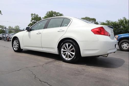 Ivory Pearl 2008 INFINITI G35x Base