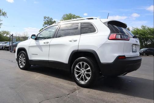 Bright White Clearcoat 2019 Jeep Cherokee Latitude Plus