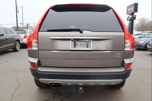 2010 Volvo XC90 V8