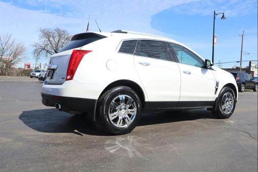 White 2012 Cadillac SRX Luxury Collection
