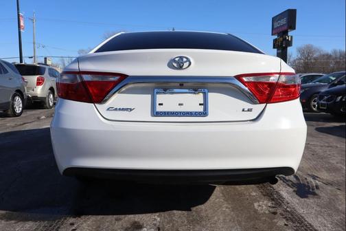 2016 Toyota Camry LE