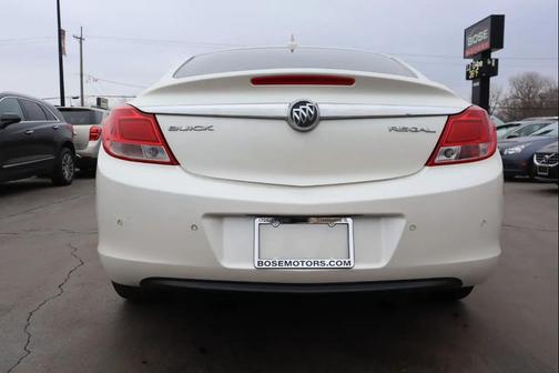 2012 Buick Regal Premium 2