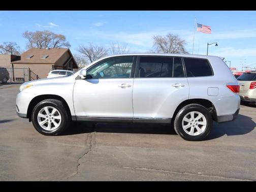2011 Toyota Highlander SE