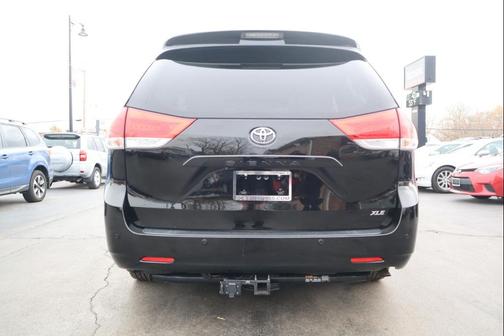 2012 Toyota Sienna XLE