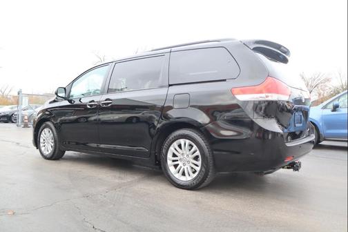 2012 Toyota Sienna XLE