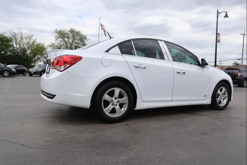 Summit White 2013 Chevrolet Cruze 1LT
