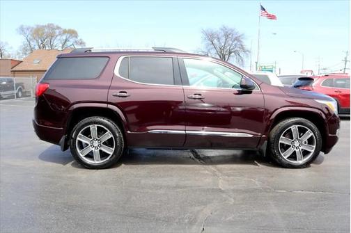 2017 GMC Acadia Denali