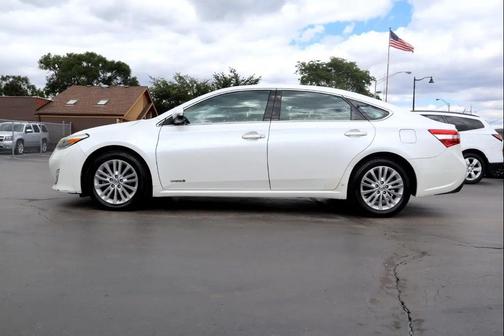2013 Toyota Avalon Hybrid XLE Premium