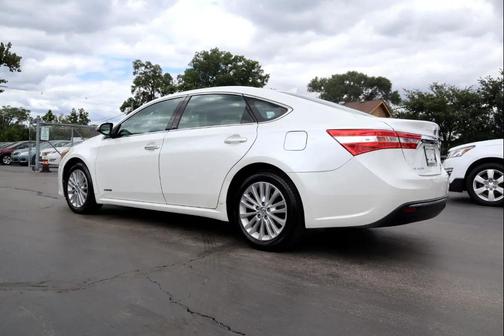 2013 Toyota Avalon Hybrid XLE Premium