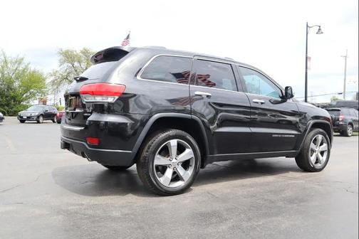 Brilliant Black Crystal Pearlcoat 2014 Jeep Grand Cherokee Limited
