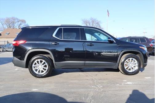 2018 Chevrolet Traverse LT Cloth