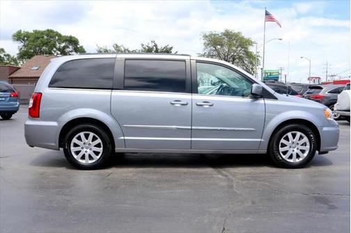 2015 Chrysler Town & Country Touring