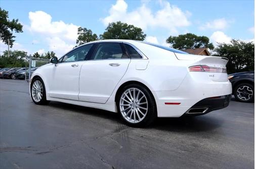 2016 Lincoln MKZ Base