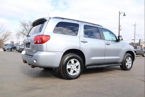2011 Toyota Sequoia SR5