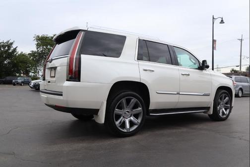 2015 Cadillac Escalade Luxury
