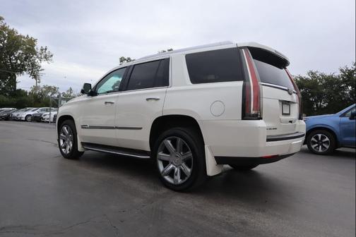 2015 Cadillac Escalade Luxury