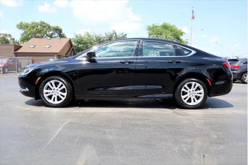 2016 Chrysler 200 Limited