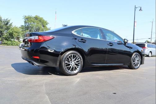 2017 Lexus ES 350 Base