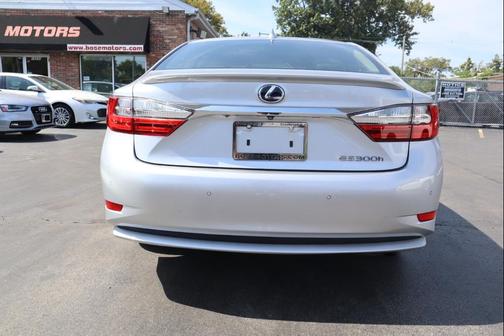 2017 Lexus ES 300h Base