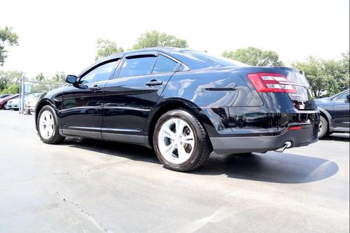 2018 Ford Taurus SEL