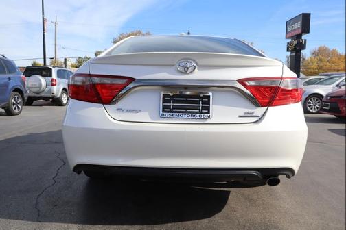 2016 Toyota Camry SE