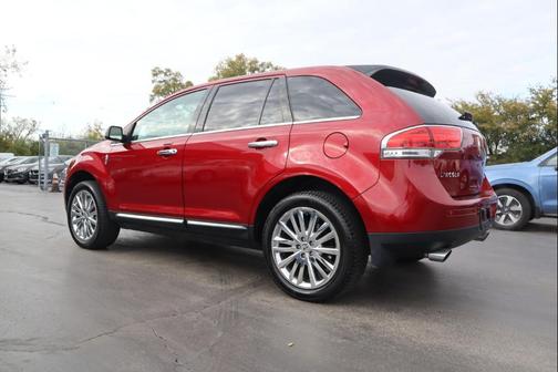 2014 Lincoln MKX Base