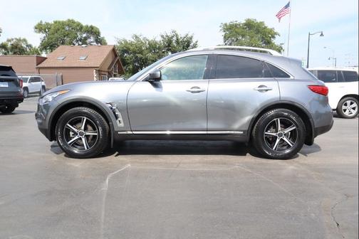 2014 INFINITI QX70 Base