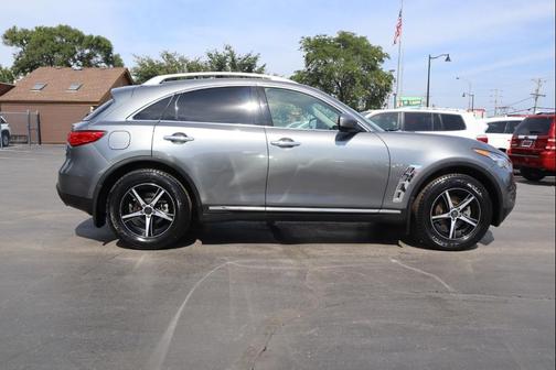 2014 INFINITI QX70 Base