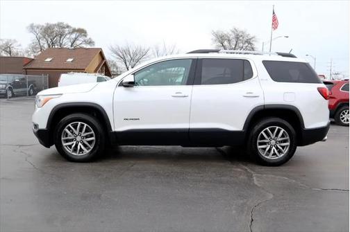 2017 GMC Acadia SLE-2