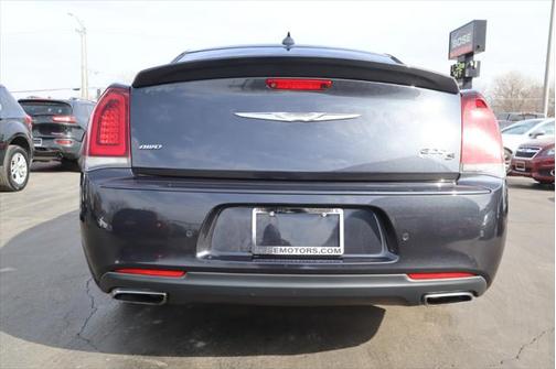2015 Chrysler 300 S