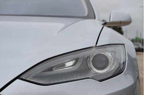 2012 Tesla Model S Signature