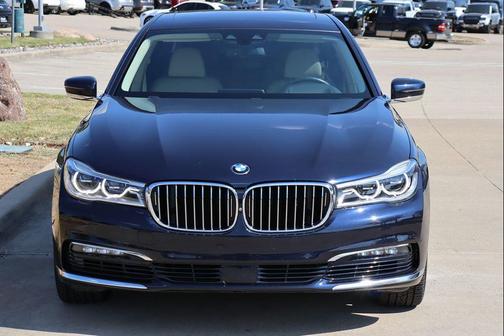 2016 BMW 750 I