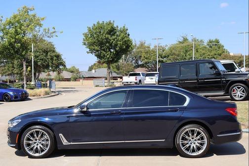 2016 BMW 750 I