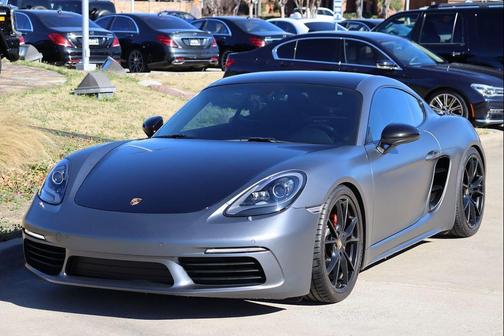 2017 Porsche 718 Cayman 