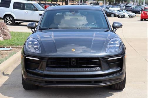 2023 Porsche Macan 