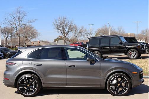 2020 Porsche Cayenne Turbo