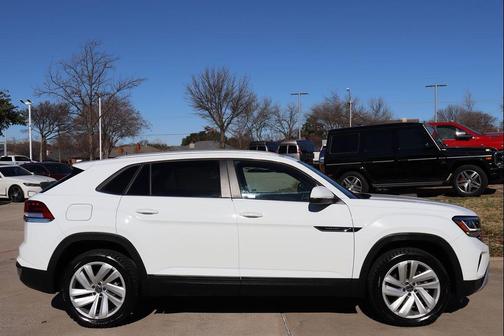 2021 Volkswagen Atlas Cross Sport 2.0T SE w/Technology