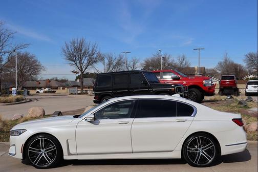 2020 BMW 750 i xDrive