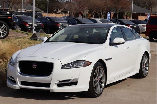 2017 Jaguar XJ XJ R-Sport