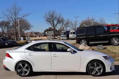 2020 Lexus IS 300 Base
