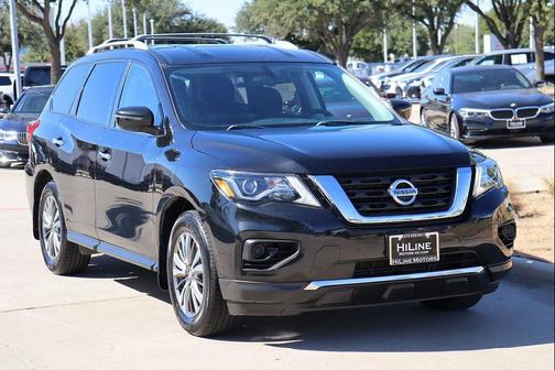 2019 Nissan Pathfinder S