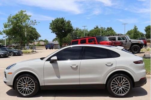 2022 Porsche Cayenne Platinum Edition