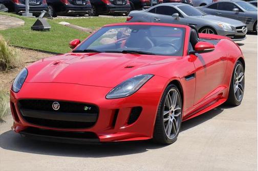 2017 Jaguar F-TYPE R