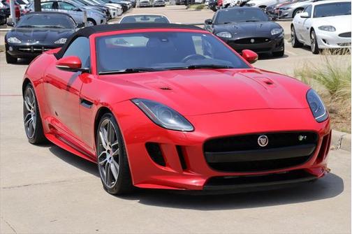 2017 Jaguar F-TYPE R